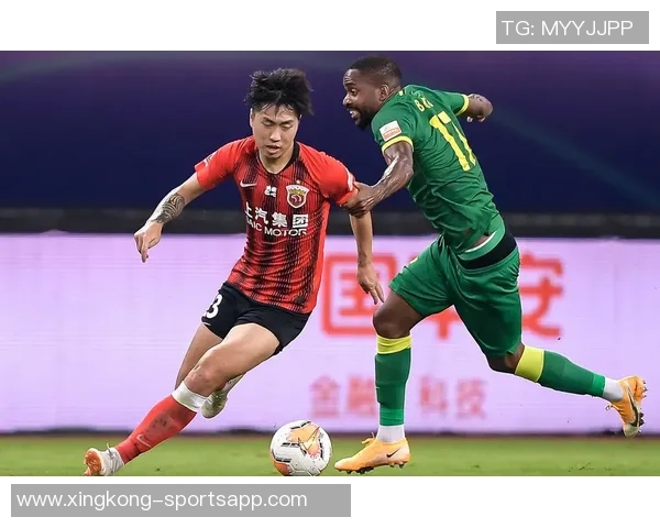 国安赛后横幅传递决心与遗憾明年再战誓言不屈服再创辉煌